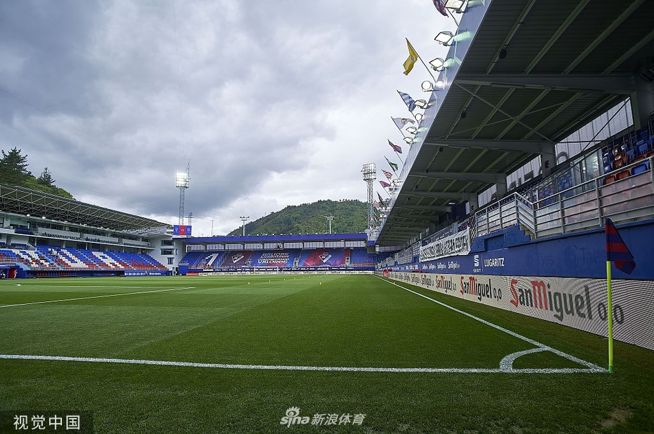 [西甲]埃瓦尔0-1巴萨 格列兹曼绝杀