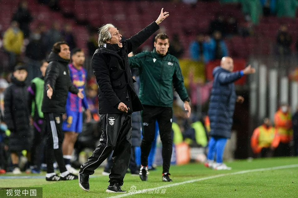 [欧冠]巴萨0-0本菲卡 出线告急