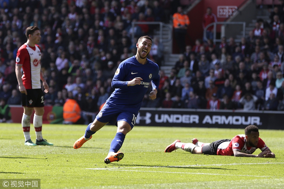 阿扎尔扳平比分