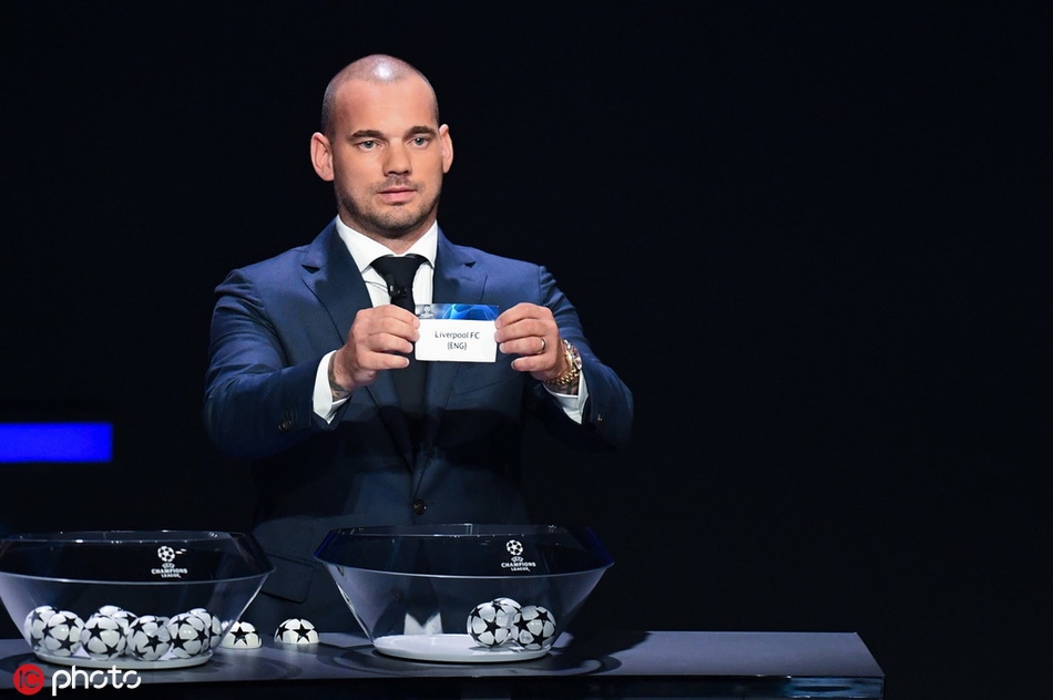 欧冠小组赛抽签&欧足联颁奖仪式