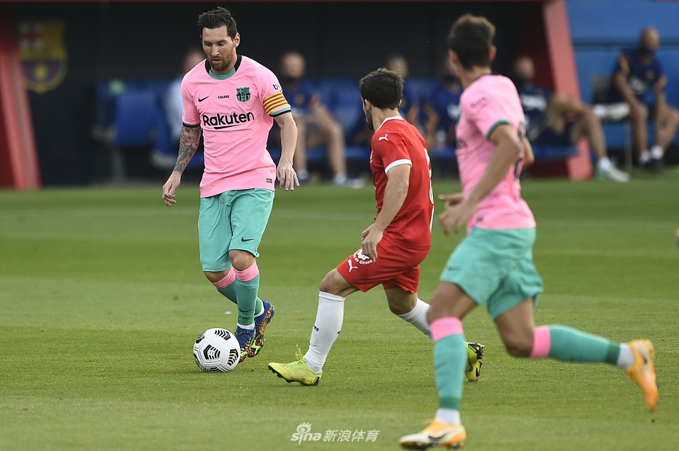 [热身赛]巴萨3-1赫罗纳 梅西梅开二度