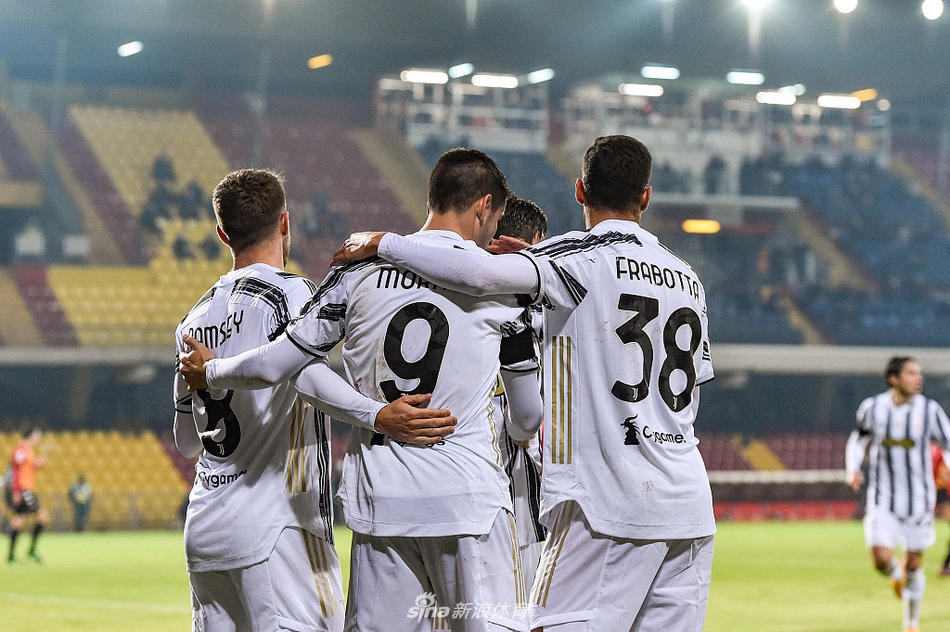 [意甲]贝内文托1-1尤文 莫拉塔进球+红牌