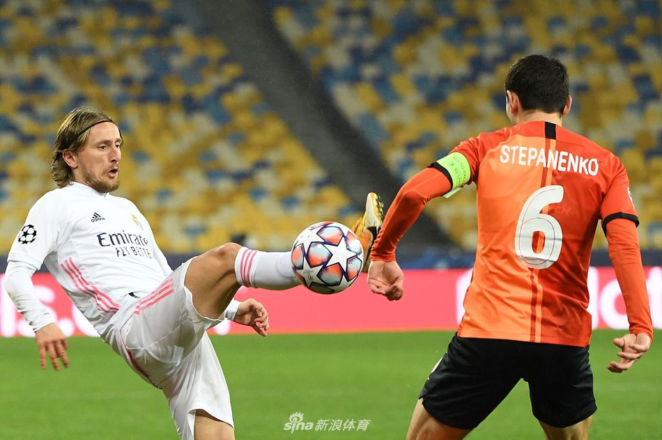 [欧冠]皇马0-2负顿涅茨克矿工 出线告急