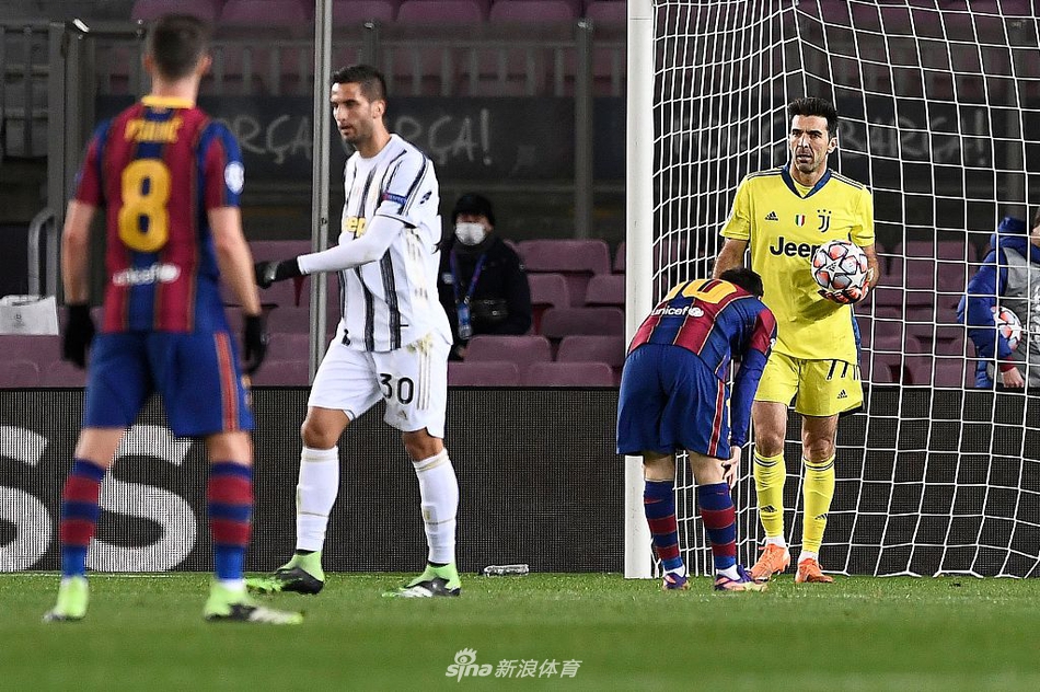 [欧冠]巴萨主场0-3尤文 C罗2球改写纪录