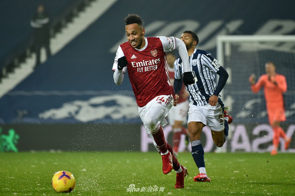 [英超]西布朗0-4阿森纳 拉卡泽特两球