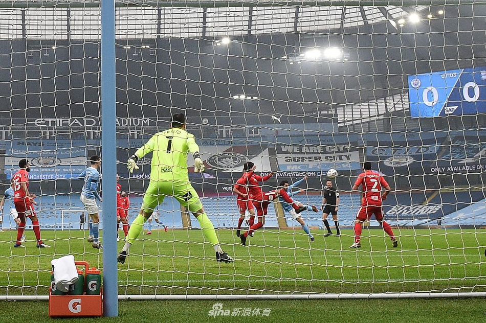 [足总杯]曼城3-0伯明翰 B席两球