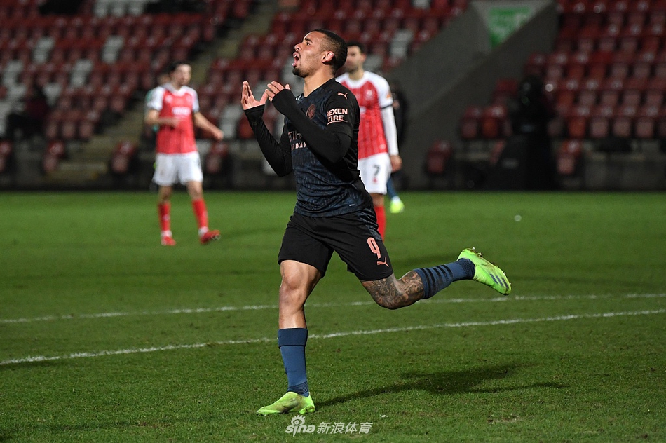 [足总杯]切尔滕汉姆1-3曼城