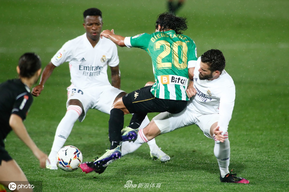[西甲]皇马0-0战平贝蒂斯