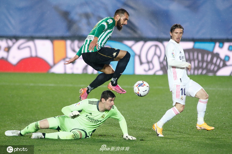 [西甲]皇马0-0战平贝蒂斯