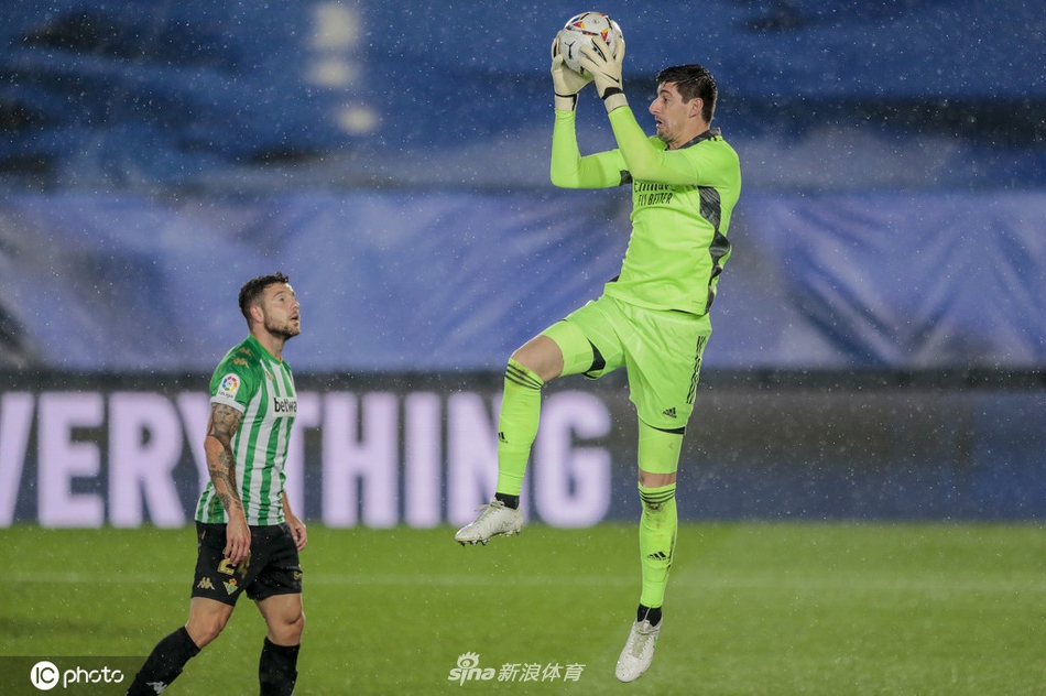 [西甲]皇马0-0战平贝蒂斯