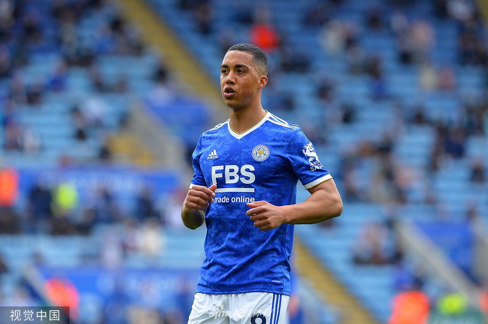 [英超]莱斯特2-4热刺 贝尔两球