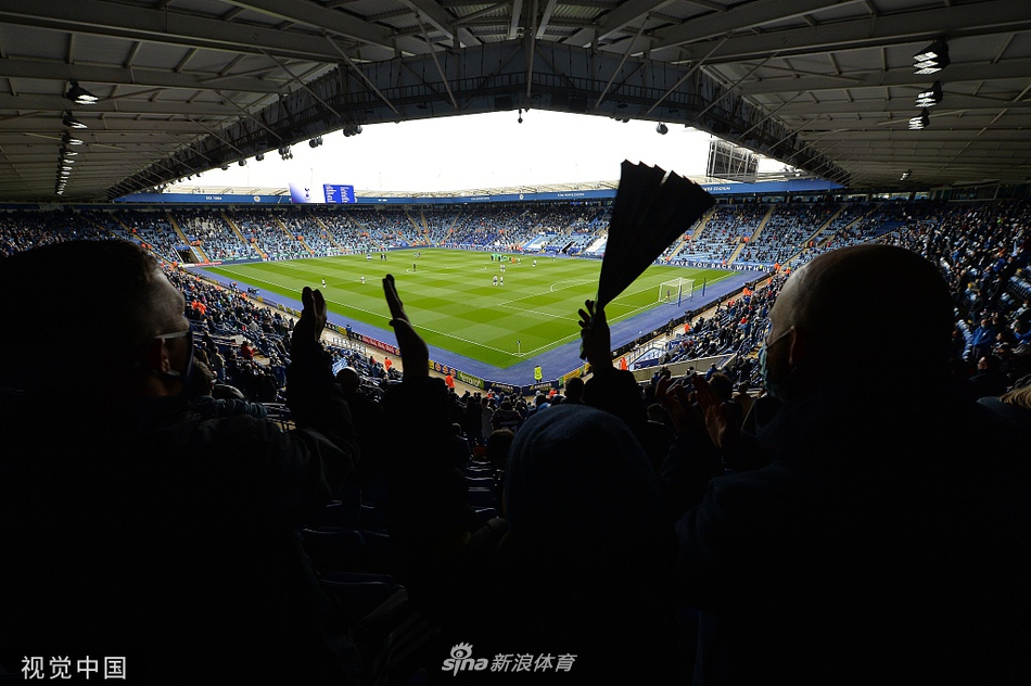 [英超]莱斯特2-4热刺 贝尔两球