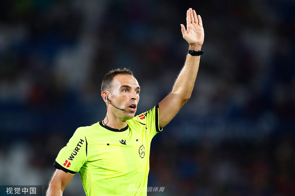 [西甲]莱万特3-3皇马 威尼修斯两球