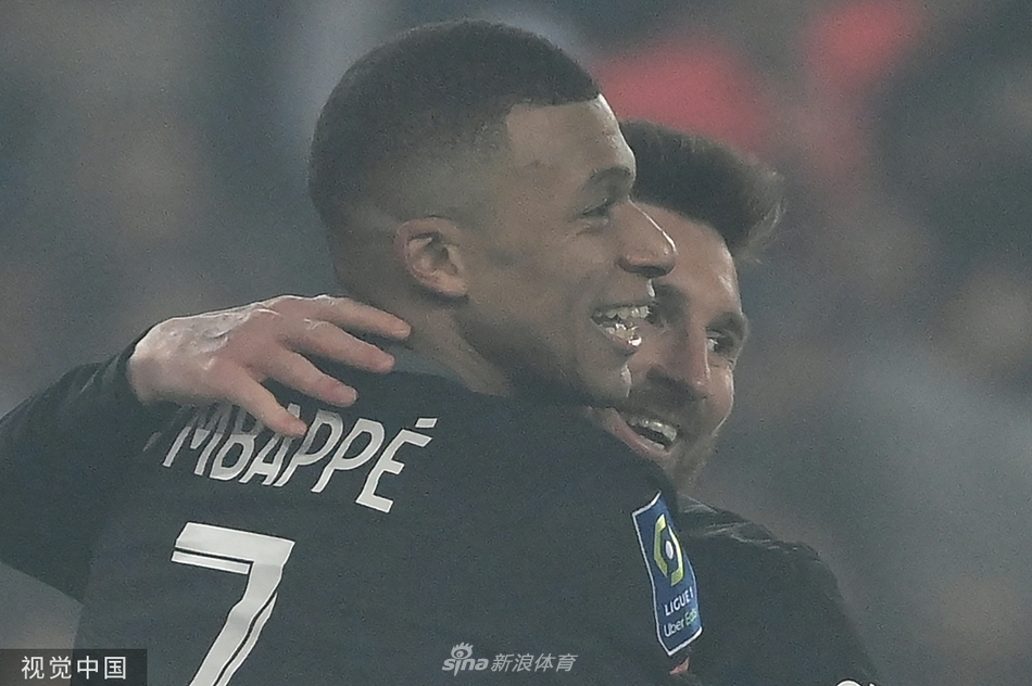 [法甲]巴黎圣日耳曼3-1南特 梅西破门