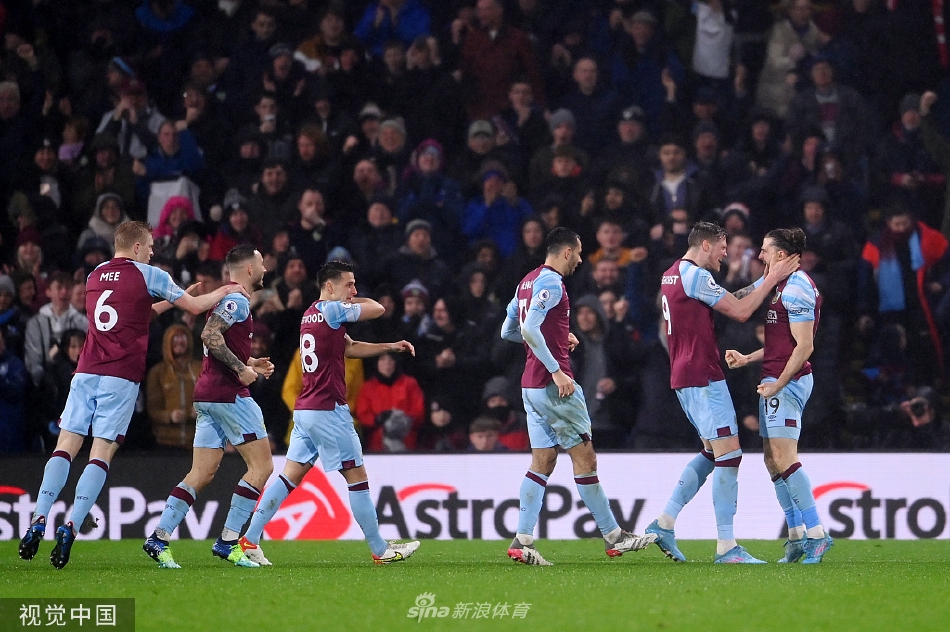 [英超]伯恩利1-1曼联 博格巴破门