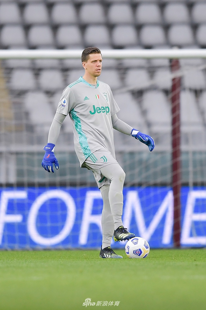 [意甲]都灵2-2尤文 C罗破门