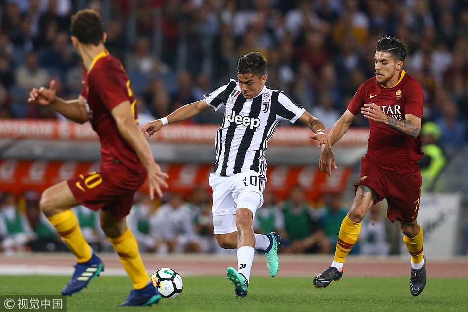 迪巴拉杀出重围