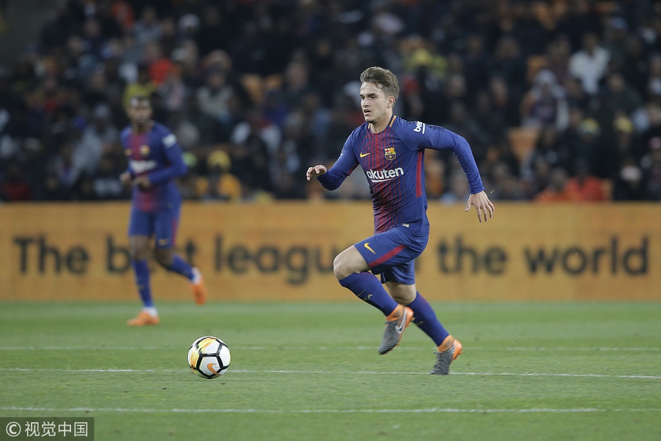 小苏亚雷斯组织进攻