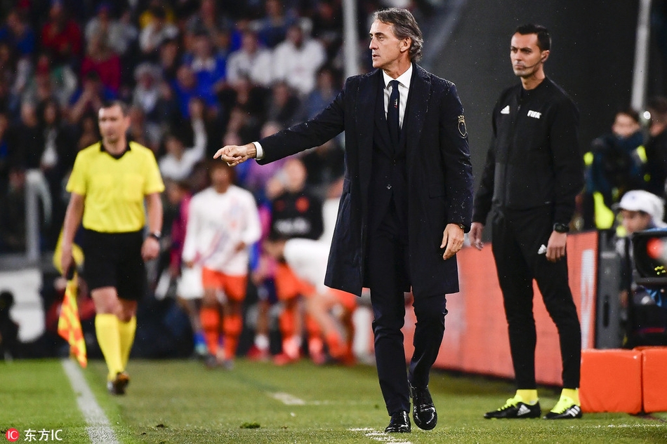 曼奇尼指挥比赛