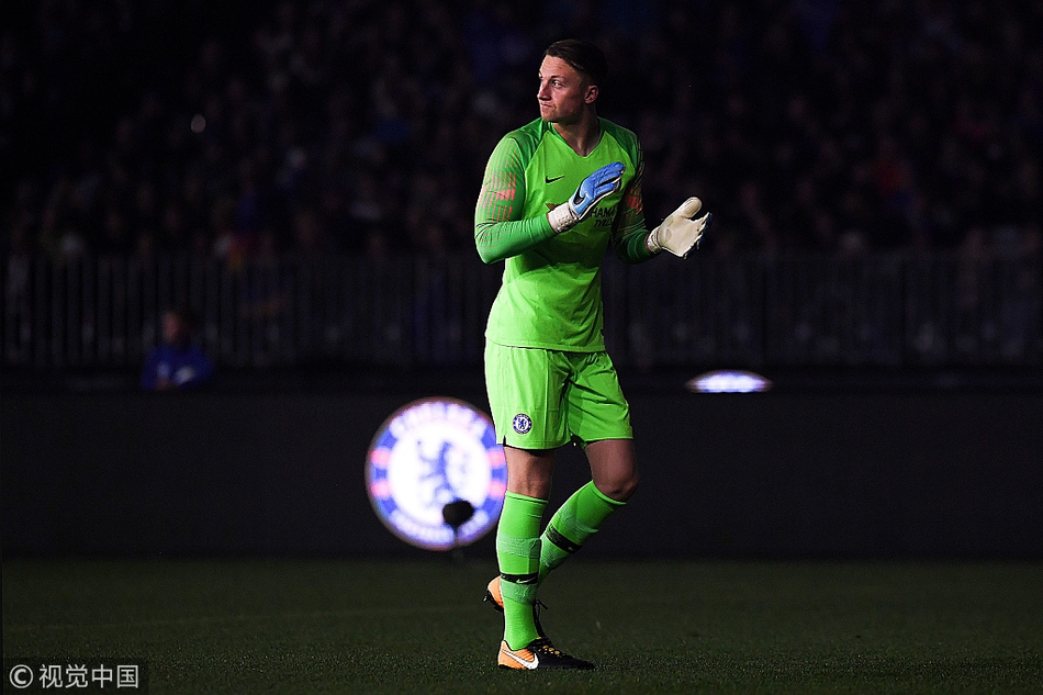 切尔西门将布尔卡