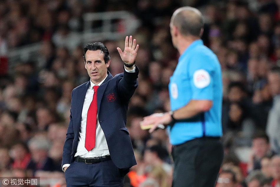 [联赛杯]阿森纳3-1布伦特福德