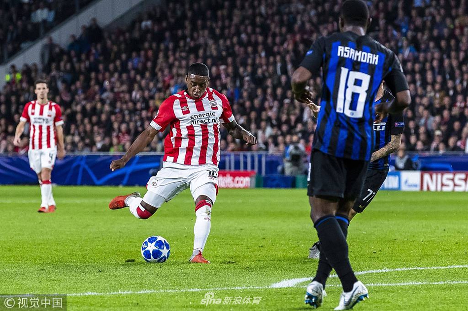 罗萨里奥率先破门