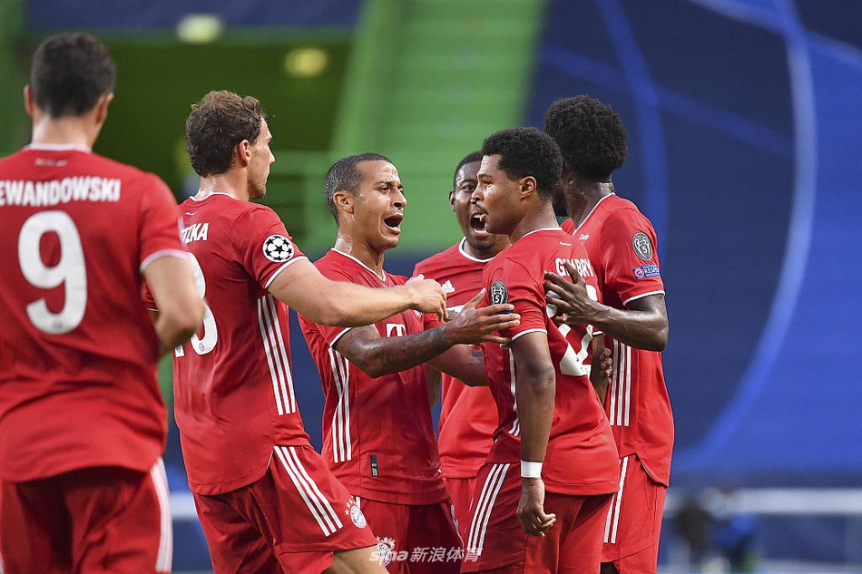 [欧冠]拜仁3-0里昂