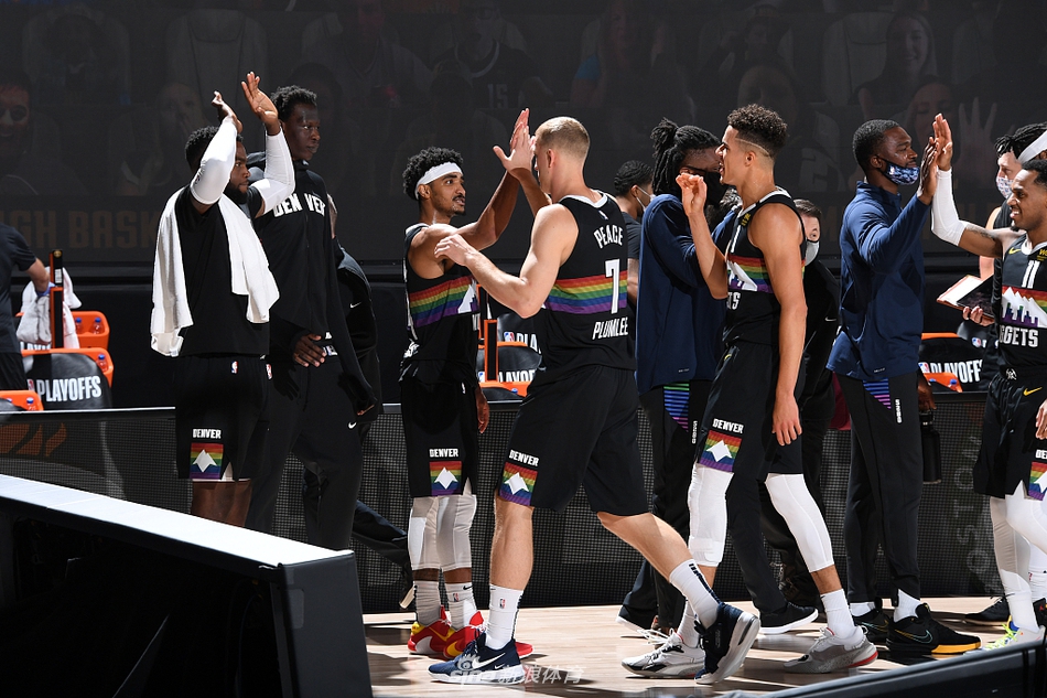 [NBA季后赛]快船98-111掘金 总分扳成3比3