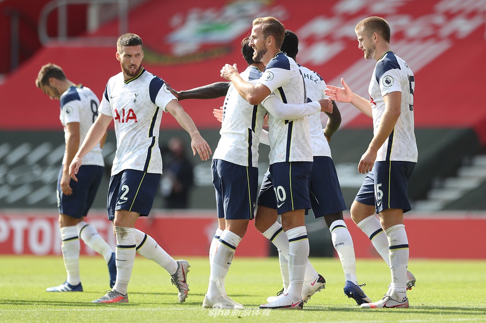 [英超]南安普顿2-5热刺 孙兴O大四喜