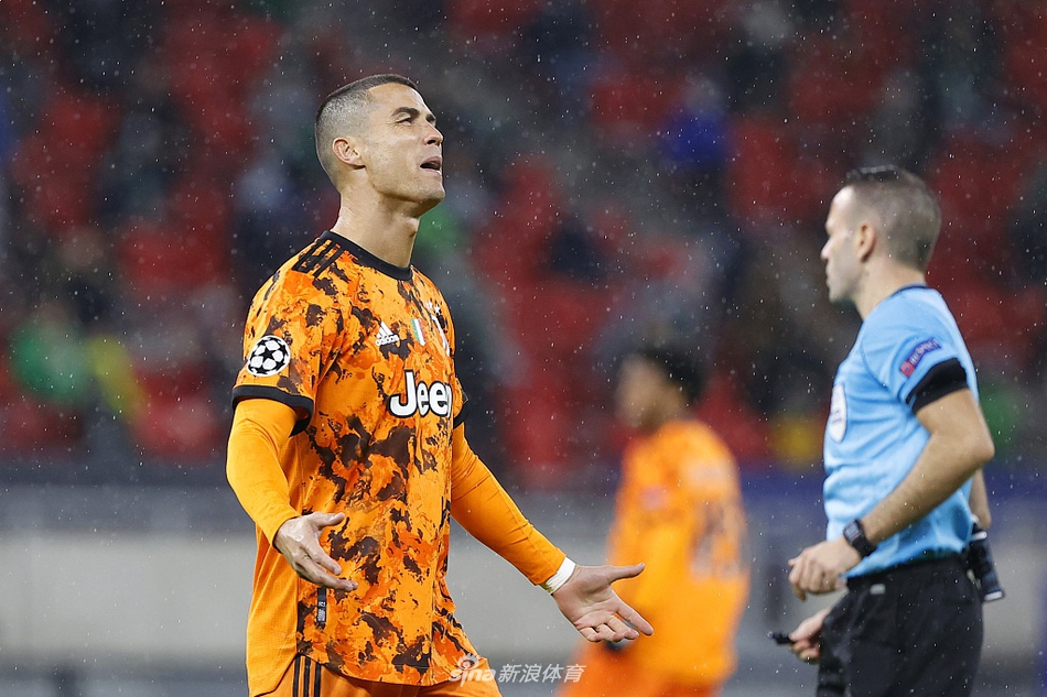 [欧冠]费伦茨城1-4尤文 莫拉塔2球C罗助攻