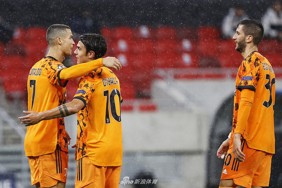 [欧冠]费伦茨城1-4尤文 莫拉塔2球C罗助攻