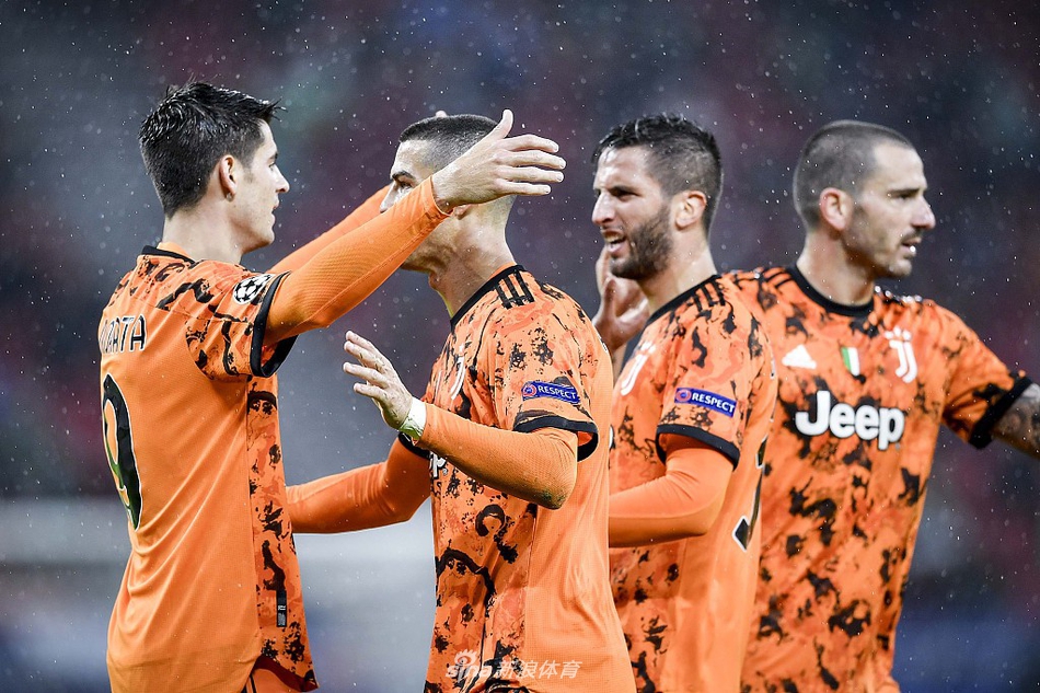 [欧冠]费伦茨城1-4尤文 莫拉塔2球C罗助攻