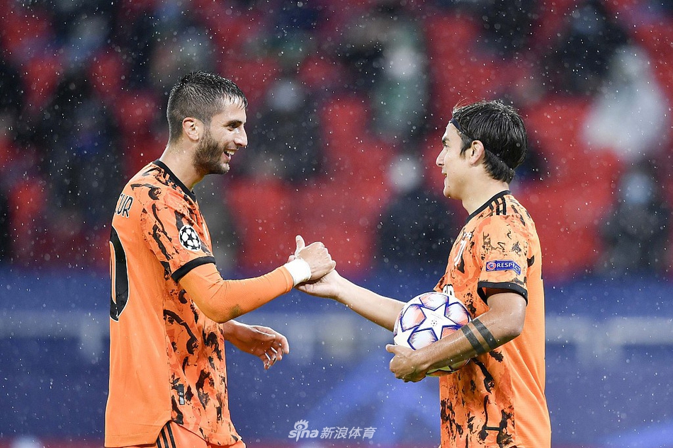 [欧冠]费伦茨城1-4尤文 莫拉塔2球C罗助攻