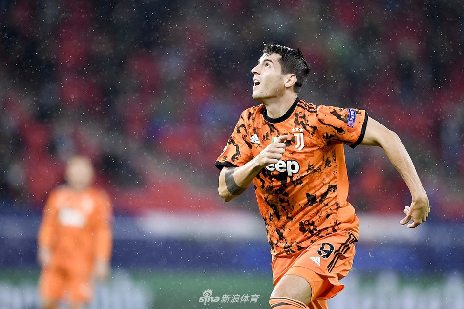 [欧冠]费伦茨城1-4尤文 莫拉塔2球C罗助攻