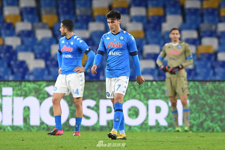 [意甲]那不勒斯1-3AC米兰 伊布两球