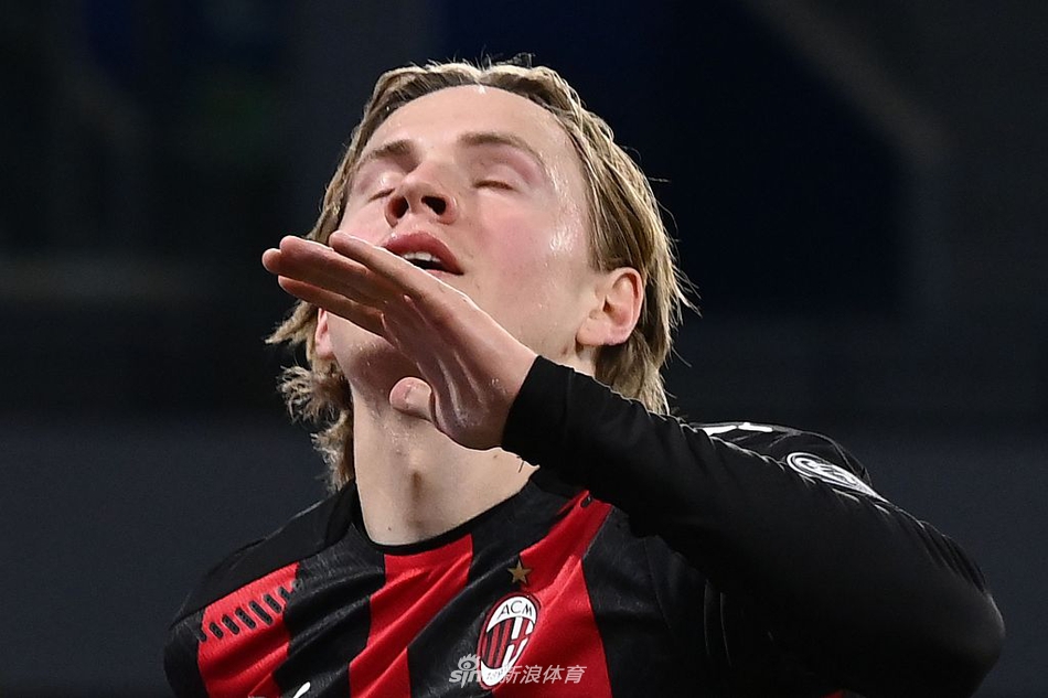 [意甲]那不勒斯1-3AC米兰 伊布两球