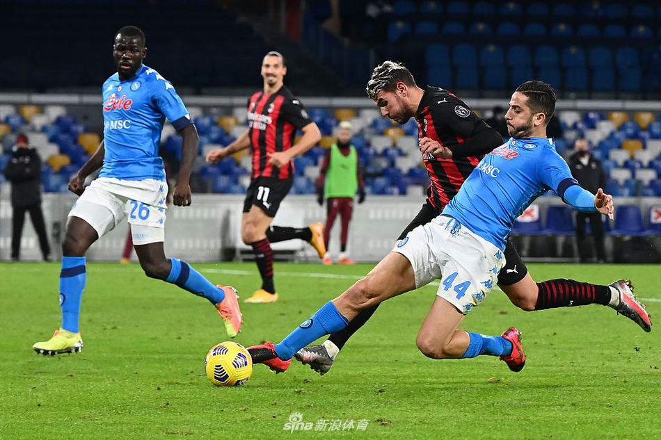 [意甲]那不勒斯1-3AC米兰 伊布两球