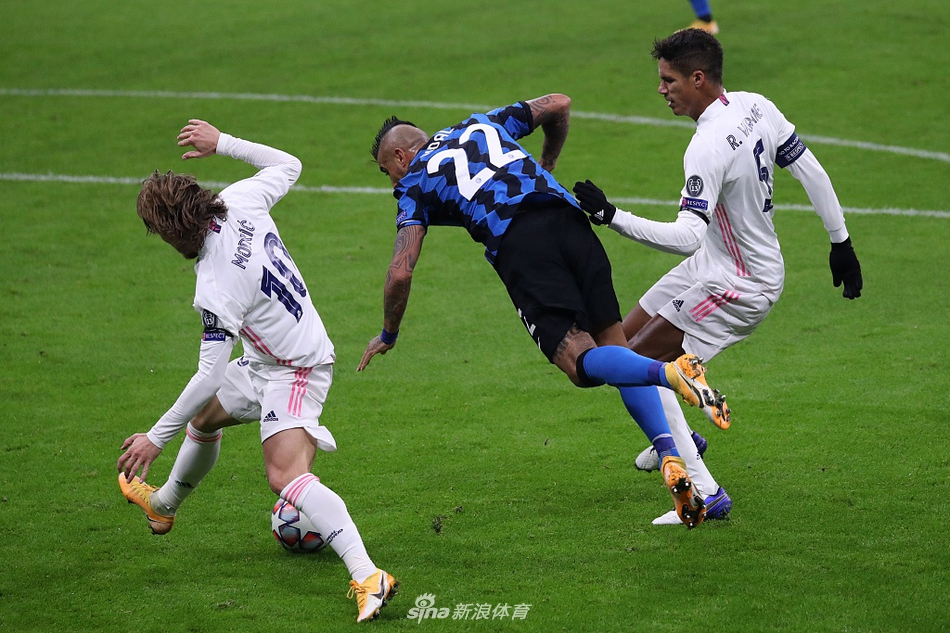 [欧冠]国米0-2皇马 阿扎尔点球破门