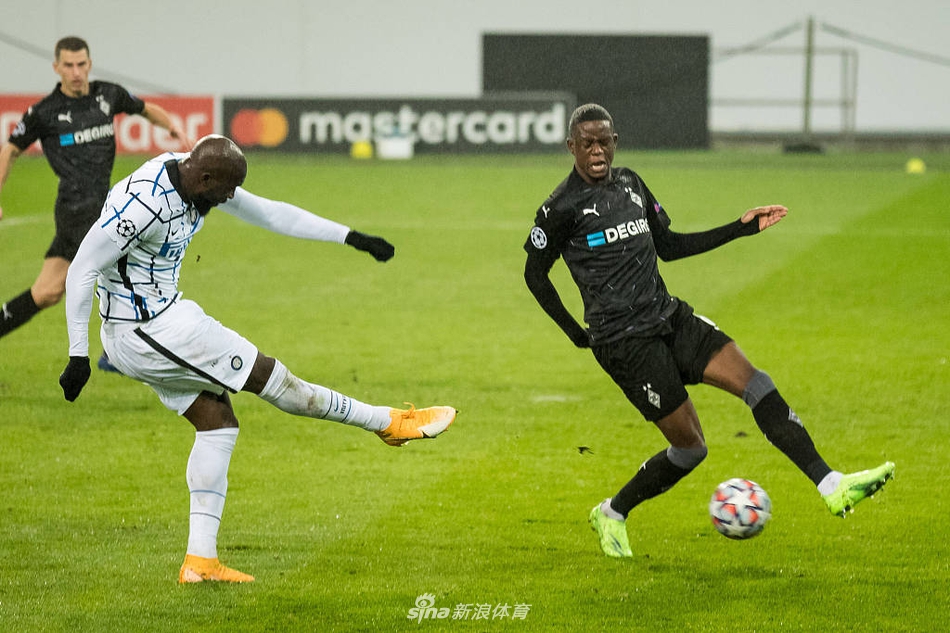 [欧冠]门兴2-3国米 卢卡库梅开二度