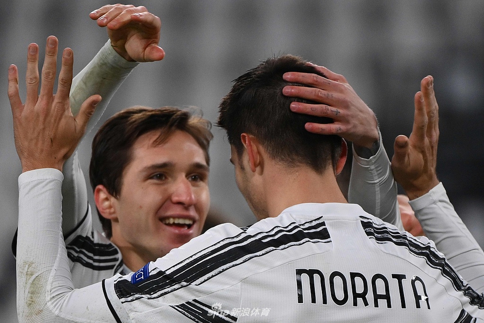 [欧冠]尤文3-0基辅迪纳摩 首位女主裁