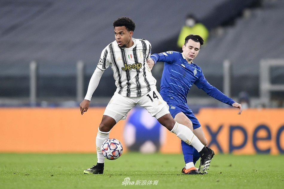 [欧冠]尤文3-0基辅迪纳摩 首位女主裁