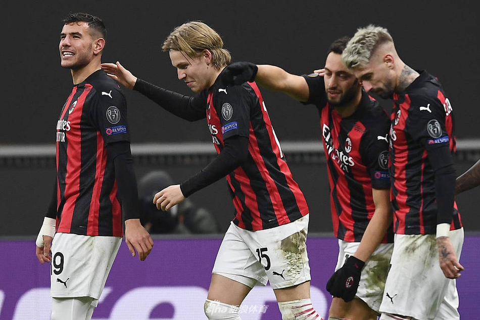 [欧联杯]AC米兰4-2凯尔特人 海于格传射