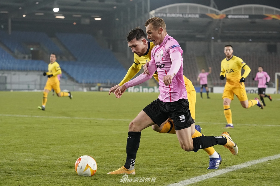 [欧联杯]林茨3-3热刺 贝尔孙兴O破门