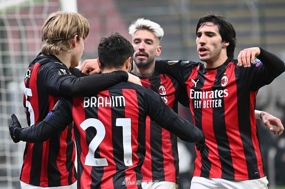 [欧联杯]AC米兰4-2凯尔特人 海于格传射