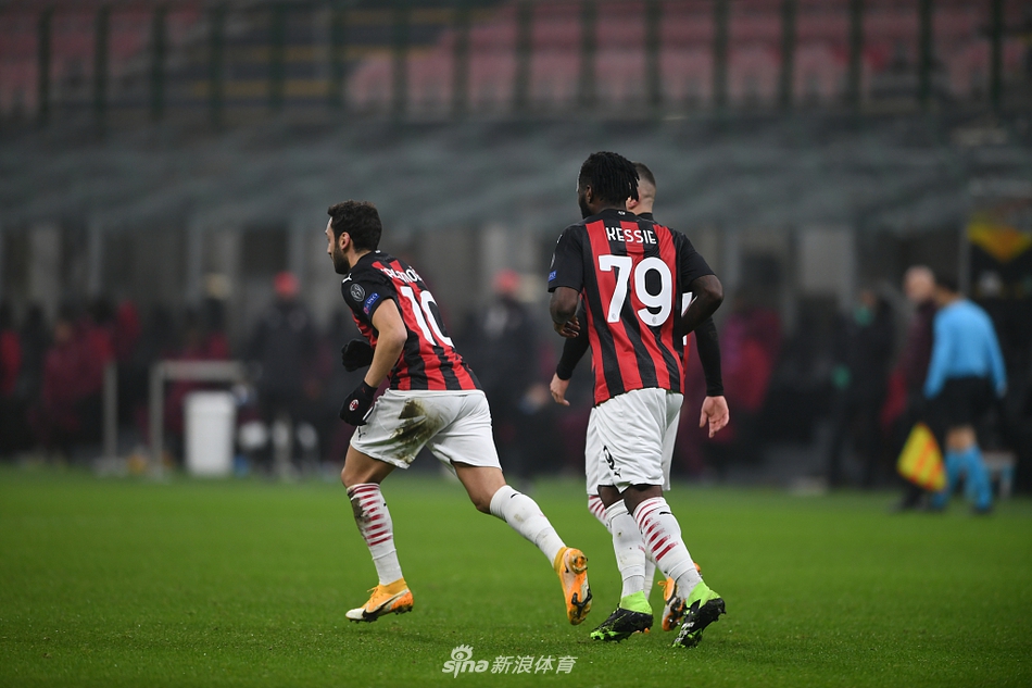 [欧联杯]AC米兰4-2凯尔特人 海于格传射