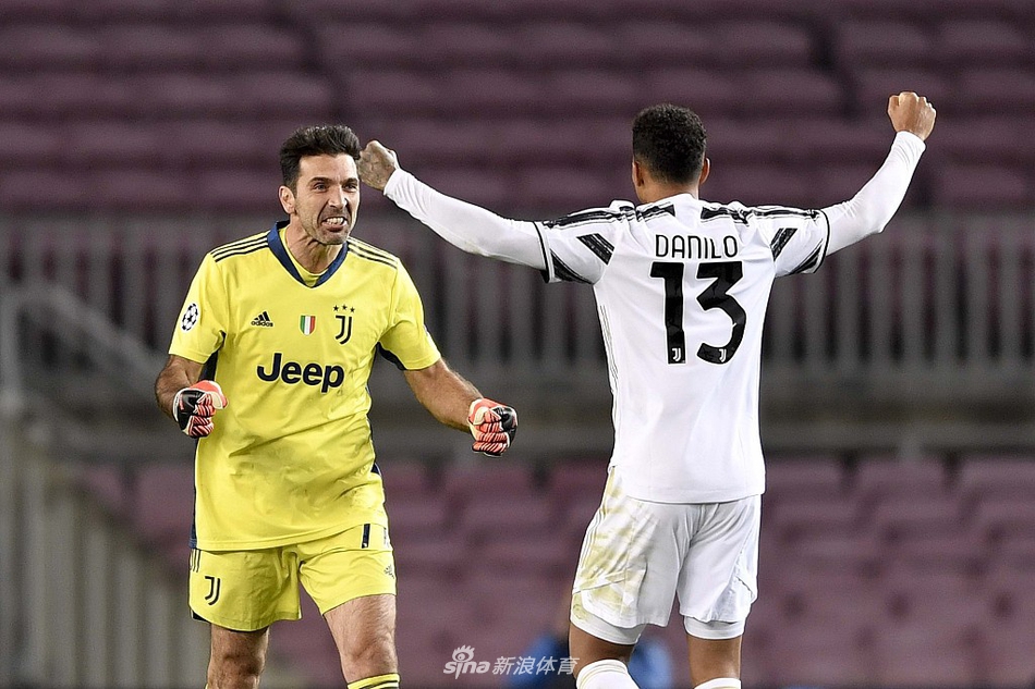 [欧冠]巴萨主场0-3尤文 C罗2球改写纪录