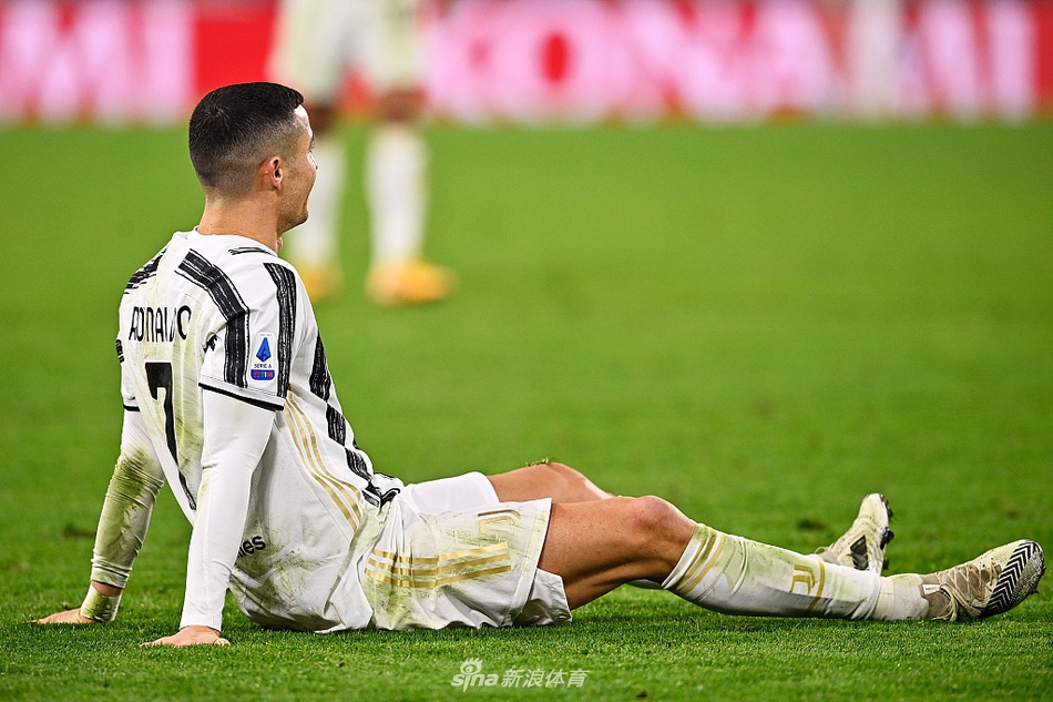 [意甲]尤文0-3佛罗伦萨联赛首败 C罗进球无效