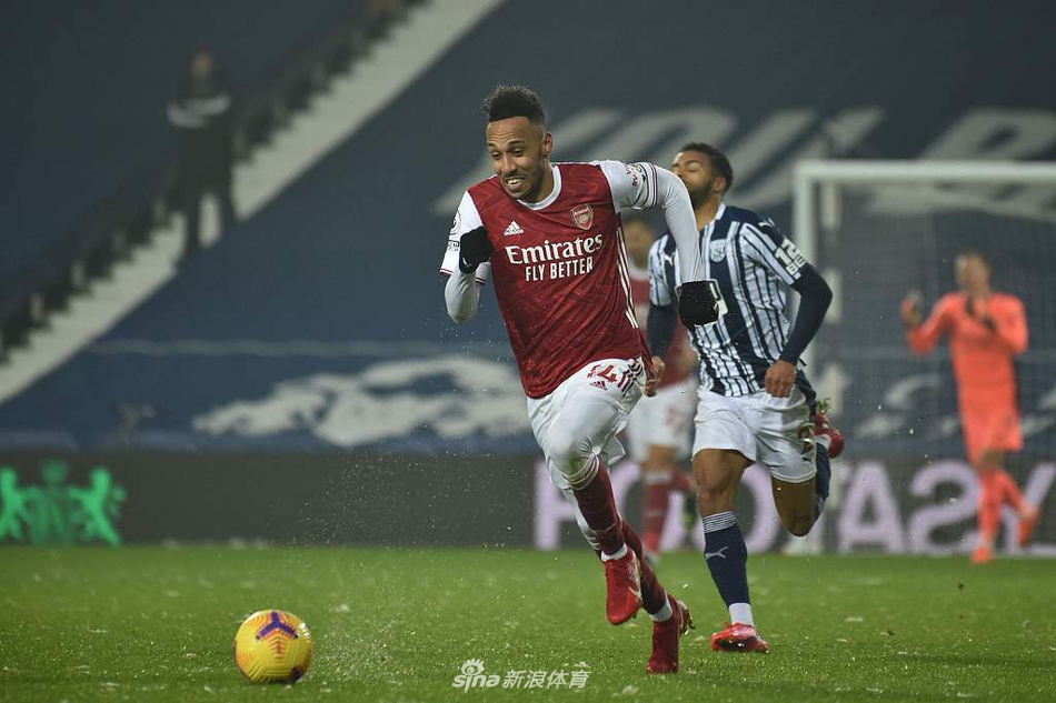 [英超]西布朗0-4阿森纳 拉卡泽特两球