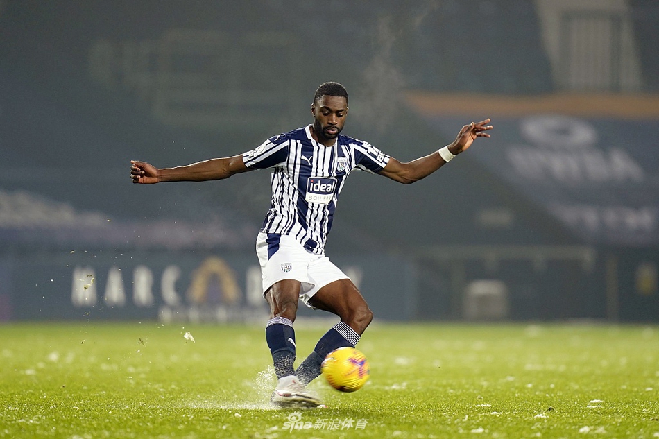 [英超]西布朗0-4阿森纳 拉卡泽特两球