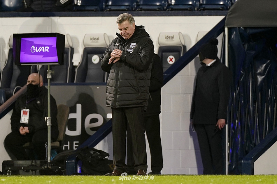 [英超]西布朗0-4阿森纳 拉卡泽特两球